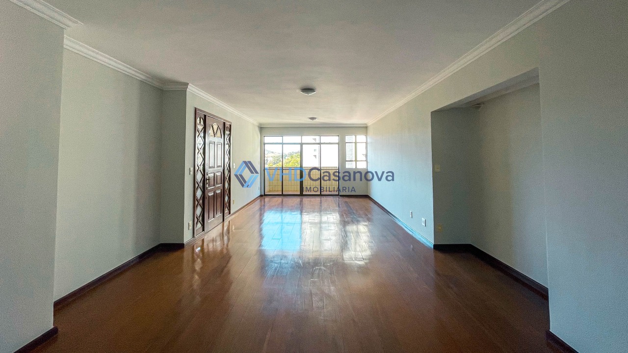 Apartamento à venda no Centro: SALA DE ESTAR E DE JANTAR INTEGRADA