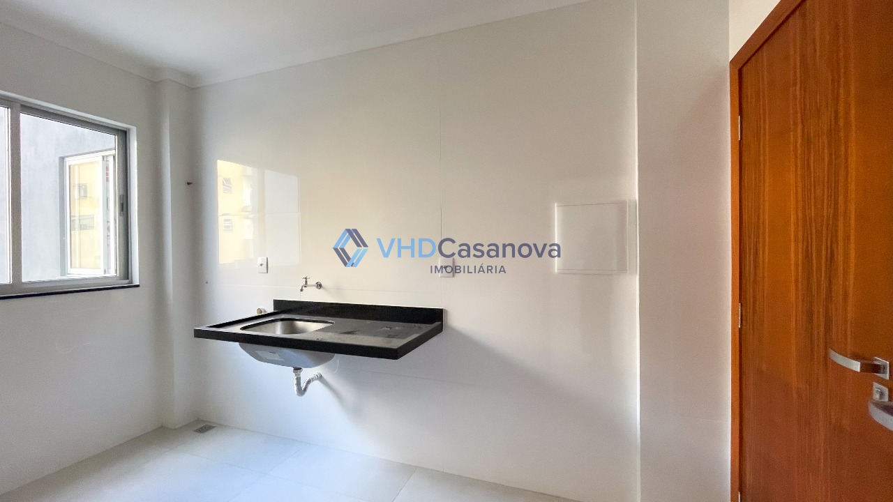 Apartamento à venda no João Braz da Costa Val: LAVANDERIA