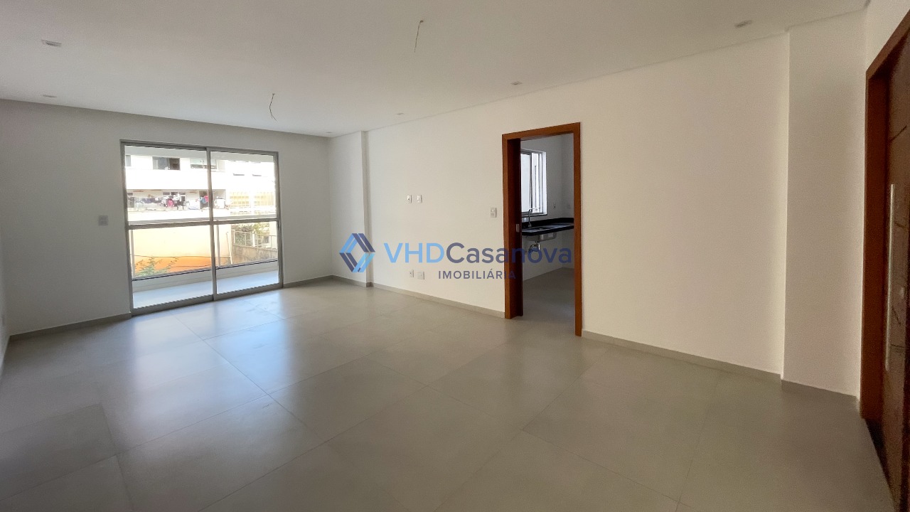 Apartamento à venda no João Braz da Costa Val: SALA