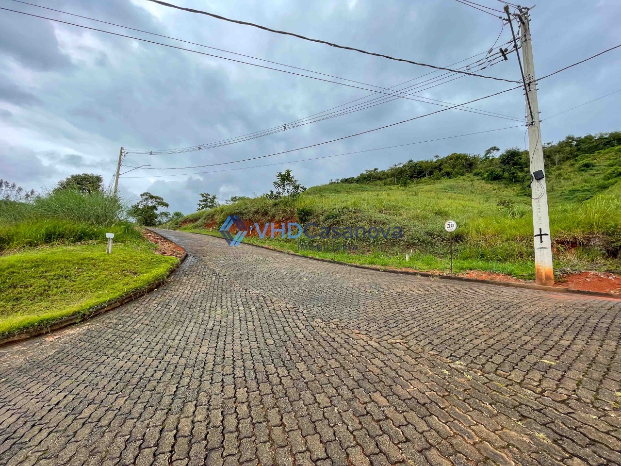Lote à venda no Paula: ENTRADA DA RUA DO LOTE