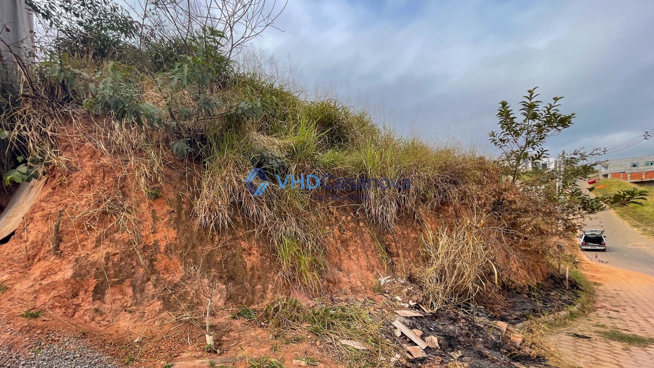 Lote à venda no Júlia Mollá: 