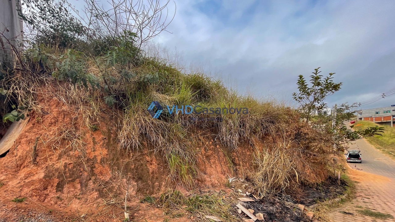 Lote à venda no Júlia Mollá: 