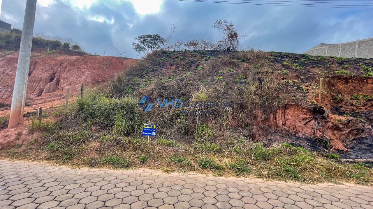 Lote à venda no Júlia Mollá: 