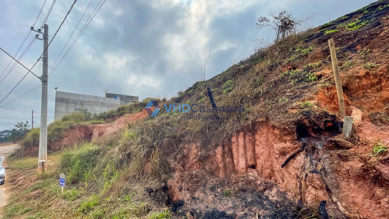 Lote à venda no Júlia Mollá: 