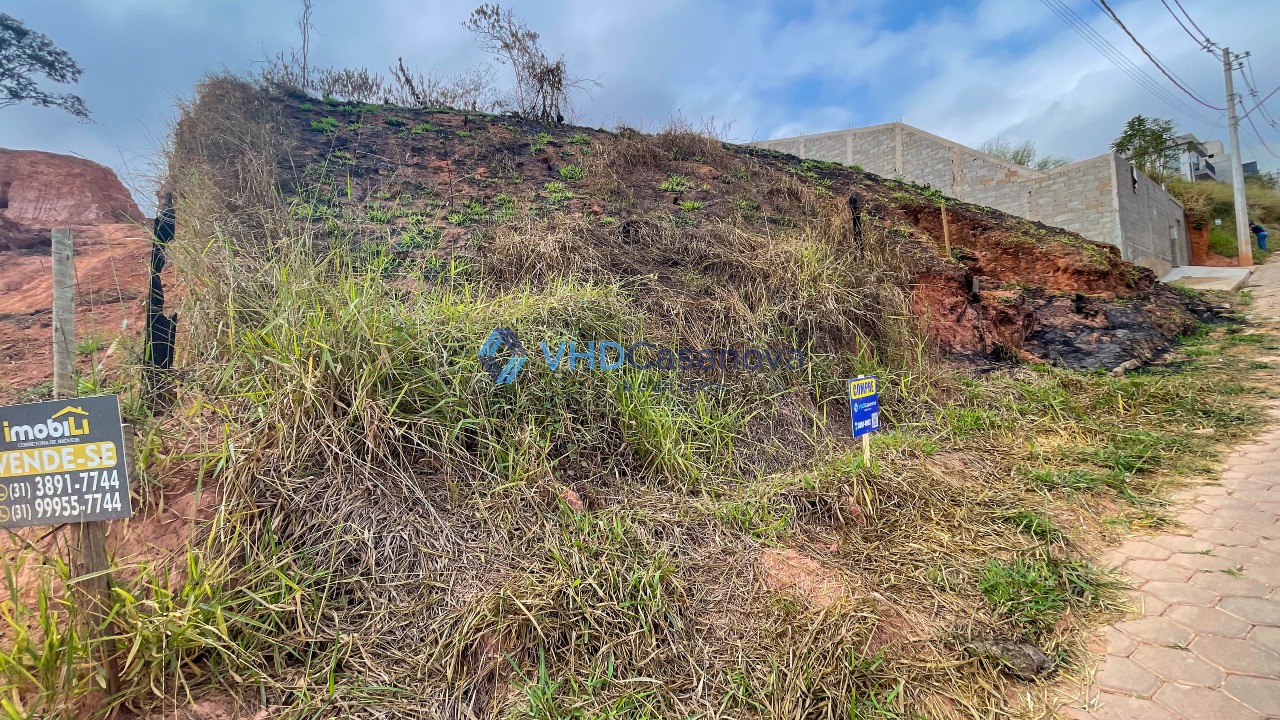 Lote à venda no Júlia Mollá: 