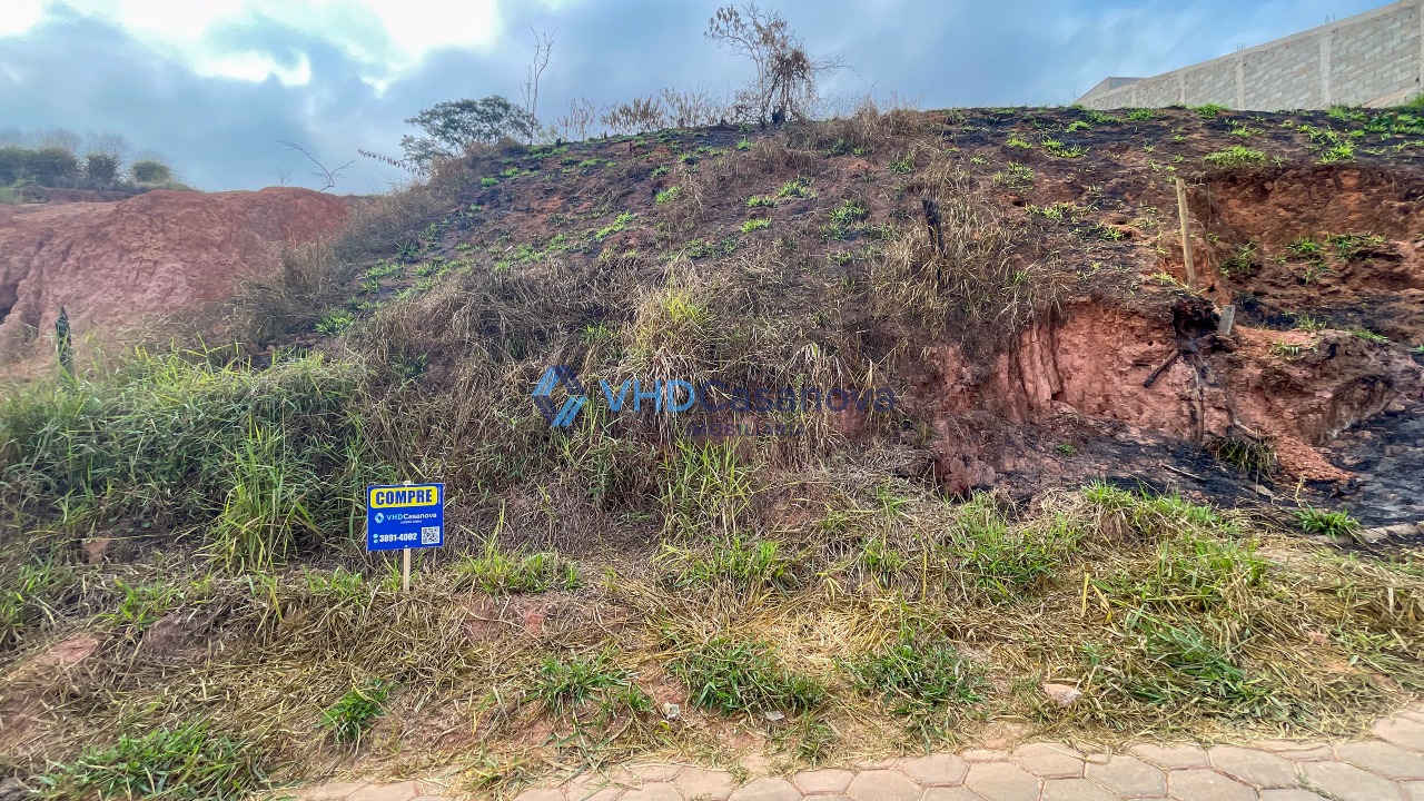 Lote à venda no Júlia Mollá: 