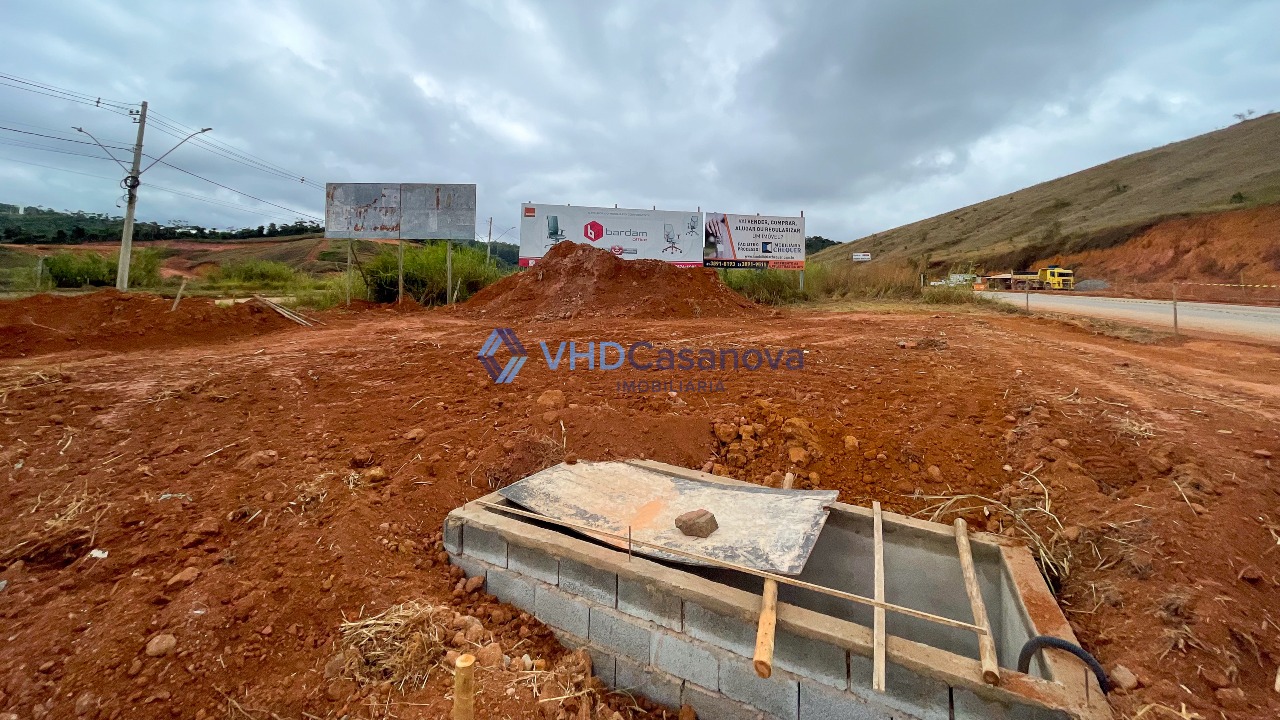 Lote à venda no Bom Sucesso: 