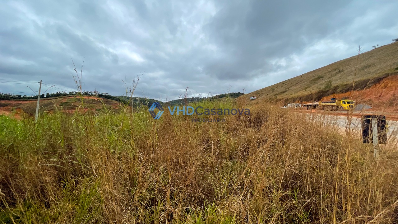 Lote à venda no Bom Sucesso: 