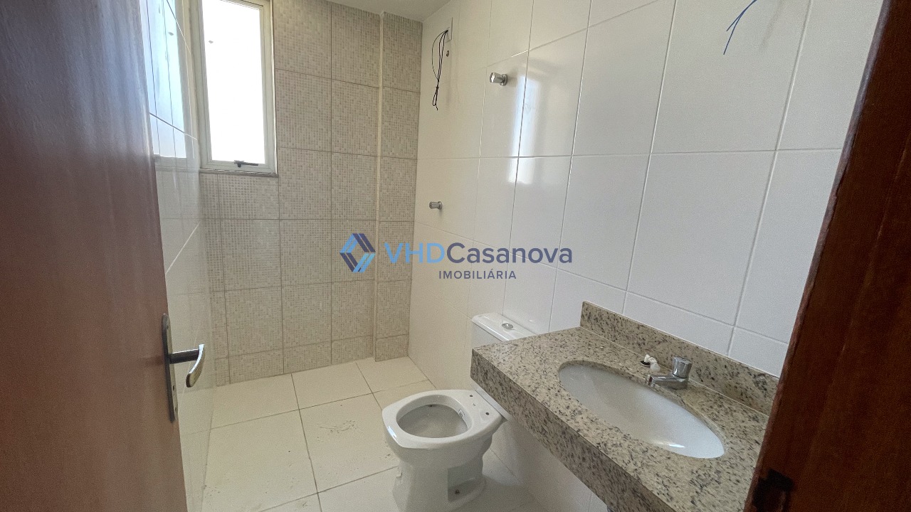 Apartamento à venda no Santo Antônio: BANHEIRO