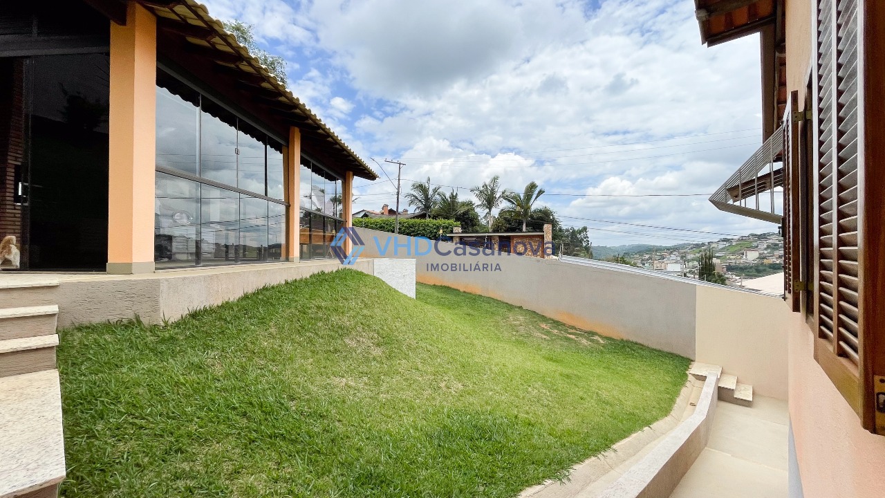 Casa à venda no Inconfidência: Área Externa