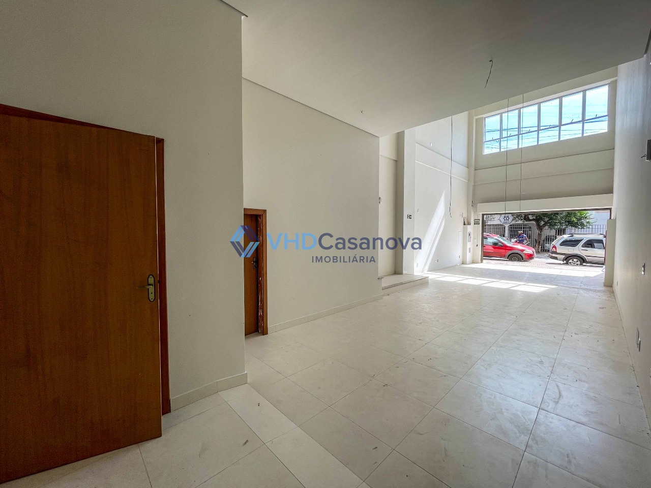 Loja à venda no Santo Antônio:  1ºPISO: VISTA PARCIAL DA LOJA