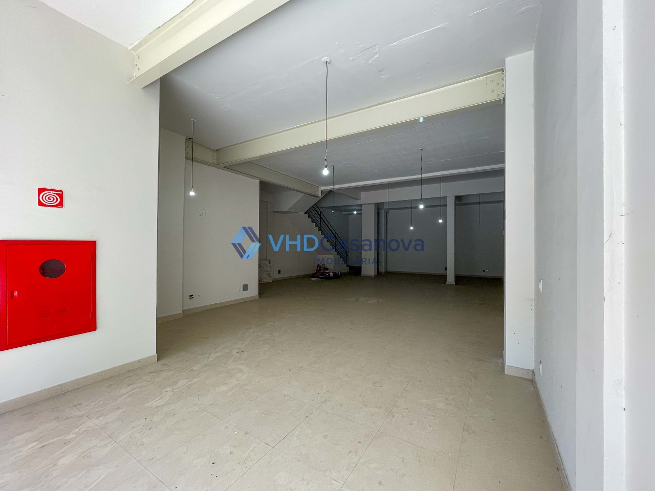 Loja à venda no Santo Antônio: ENTRADA DA LOJA NO 1º PISO