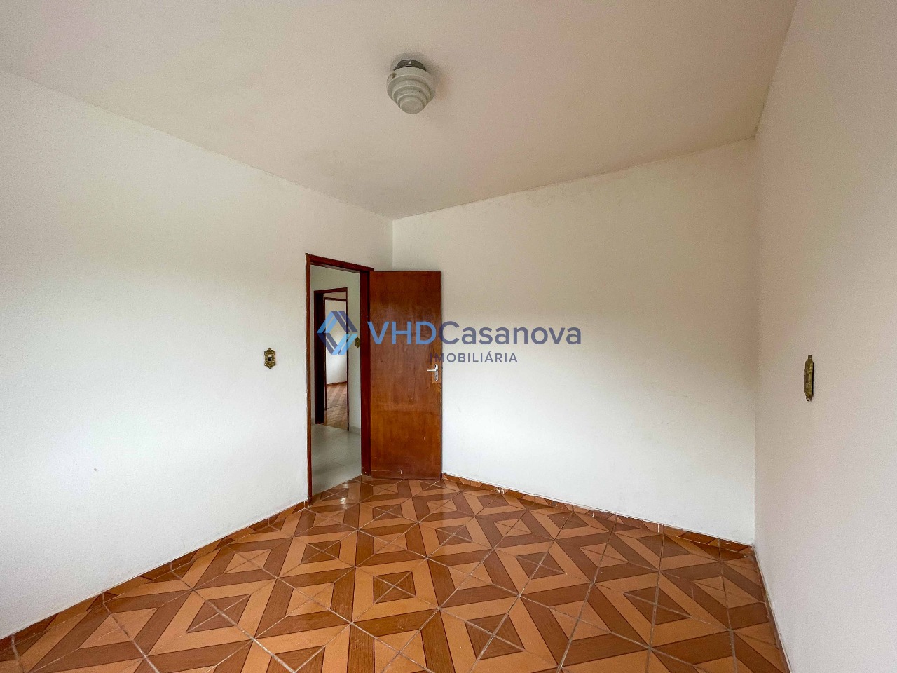 Casa à venda no Centro: QUARTO 1