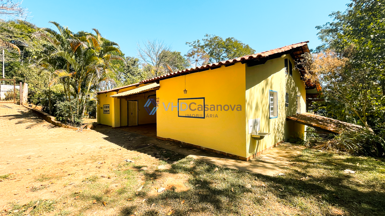 Casa à venda no Violeira: Área Externa 