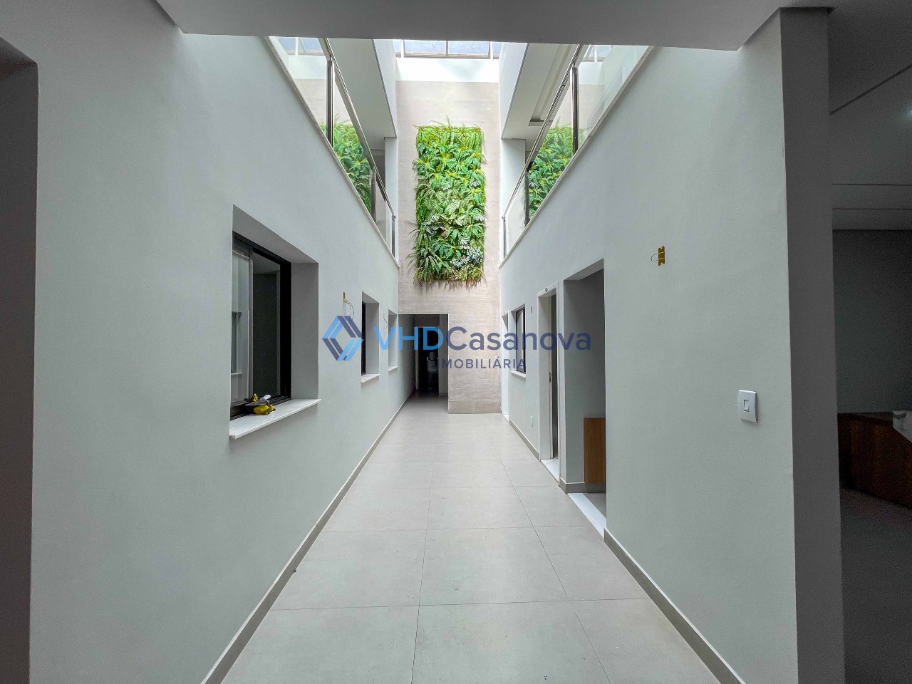 Sala para aluguel no Centro:  Segundo andar