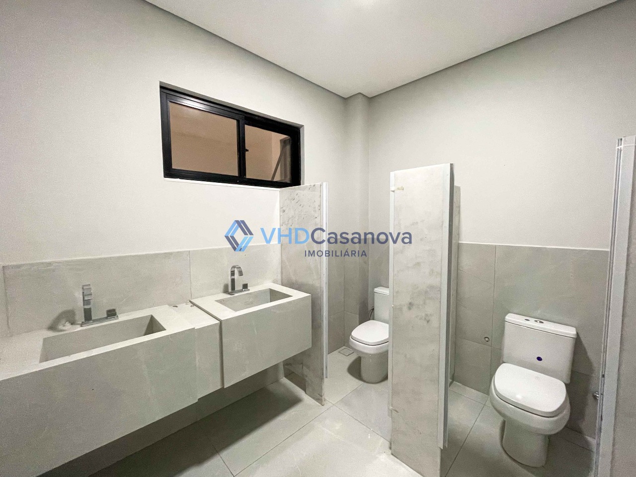 Sala para aluguel no Centro: Banheiro Feminino p/ Clientes