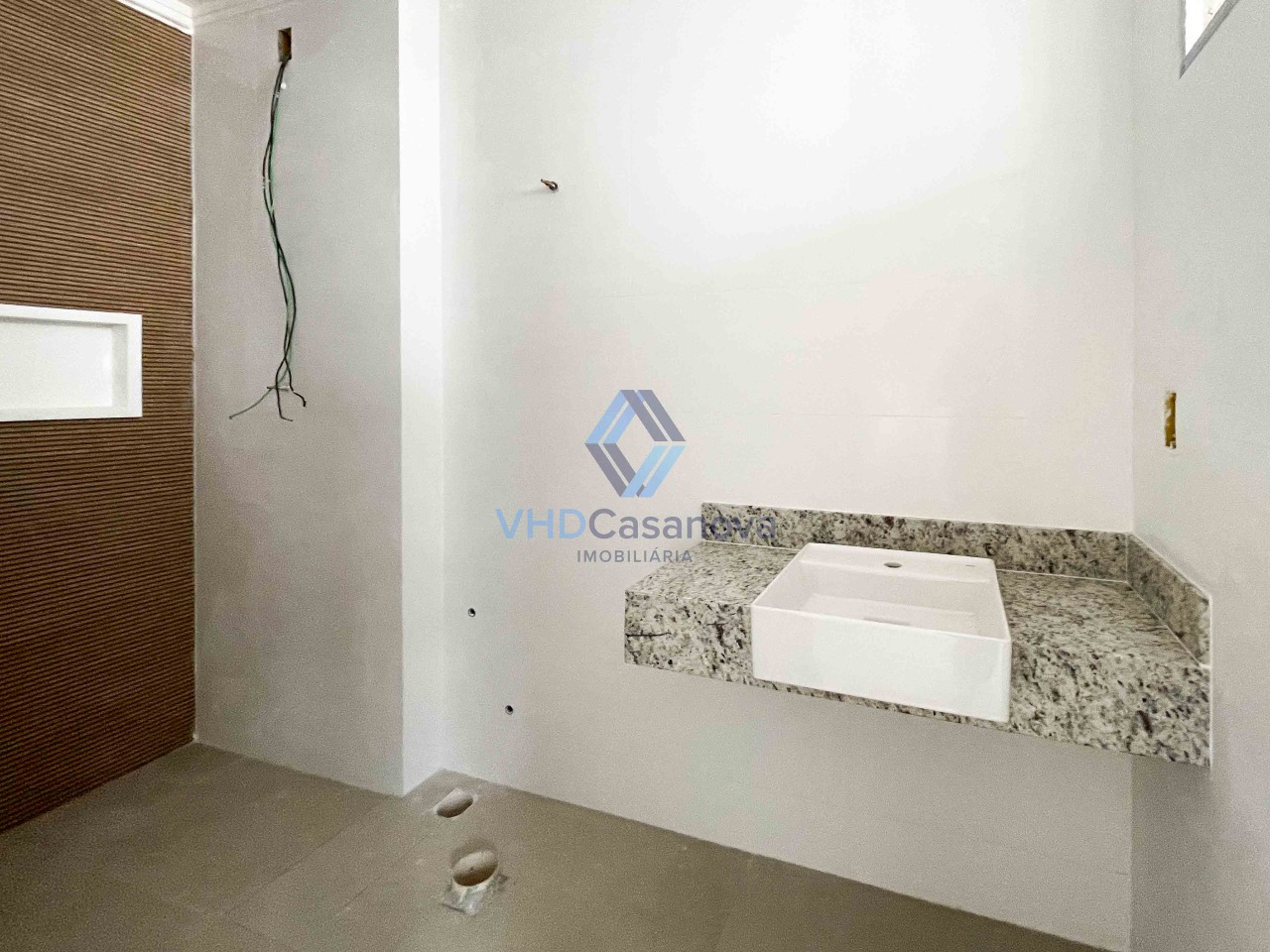 Apartamento à venda no Centro: Banheiro