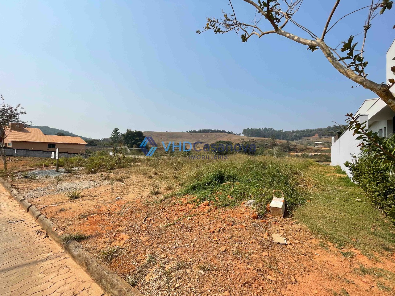 Lote em condomínio à venda no Violeira: 