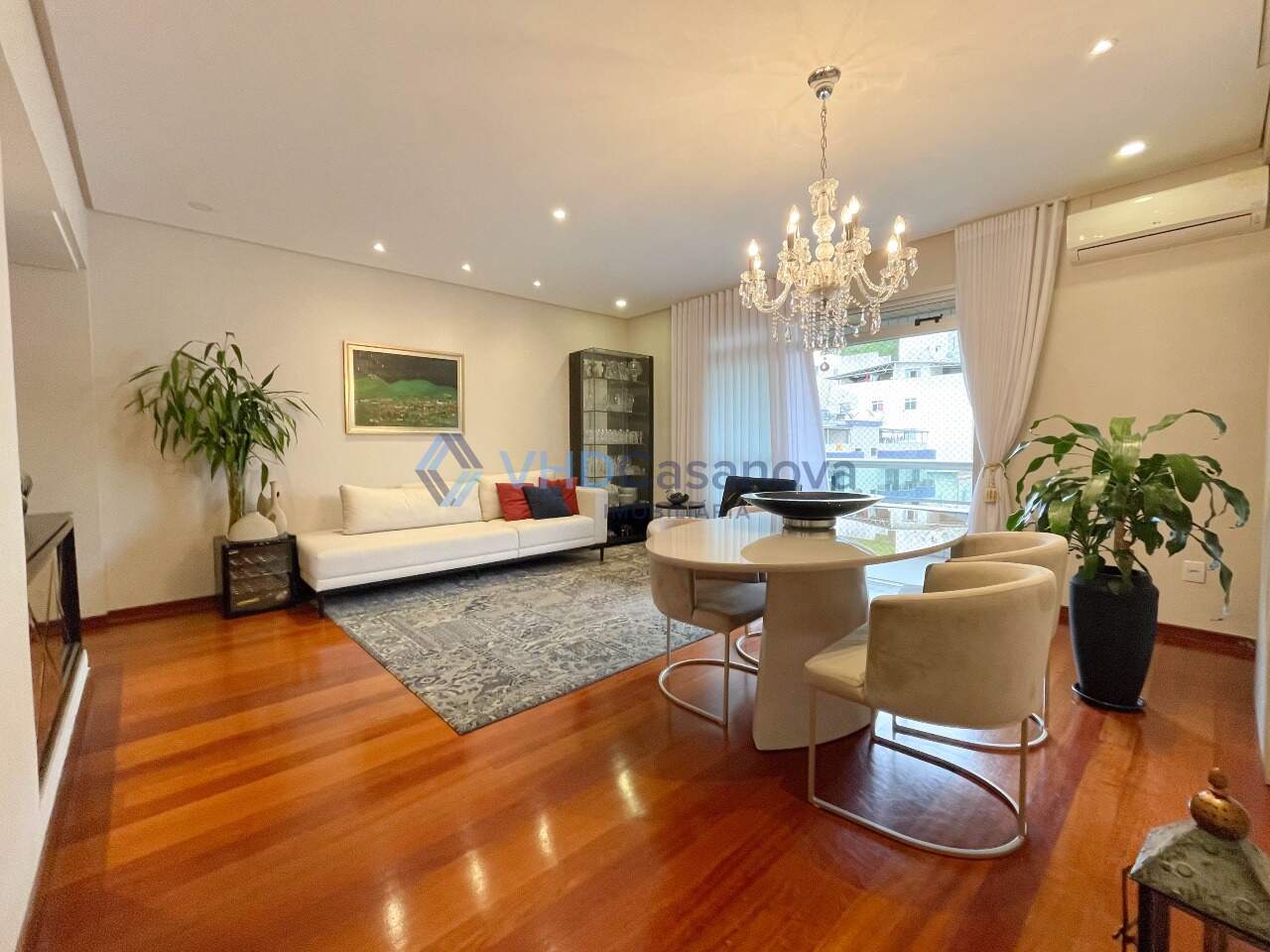 Apartamento à venda no Clélia Bernardes: Sala