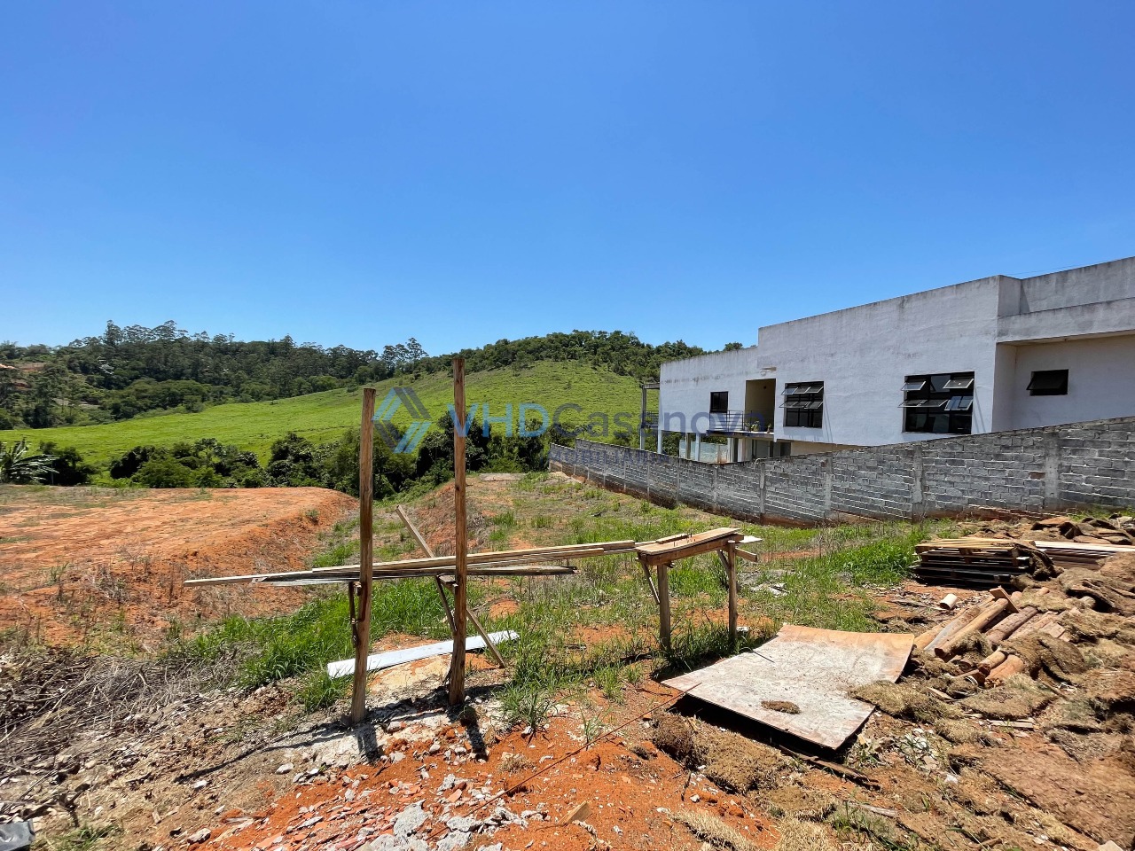 Lote em condomínio à venda no Liberdade 1: 