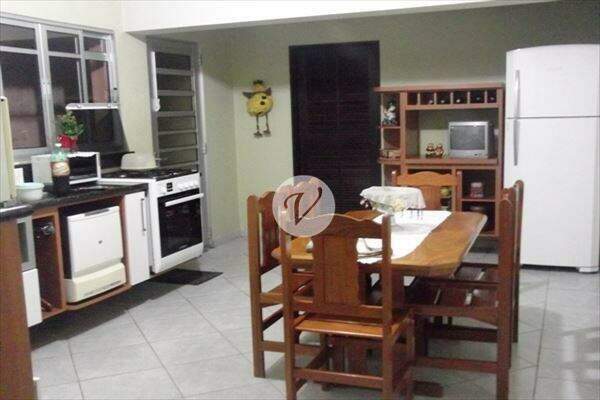 Sobrado à venda no Campestre: 