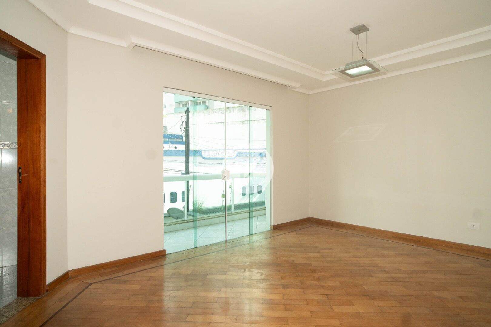 Sobrado à venda no Vila Gilda: 