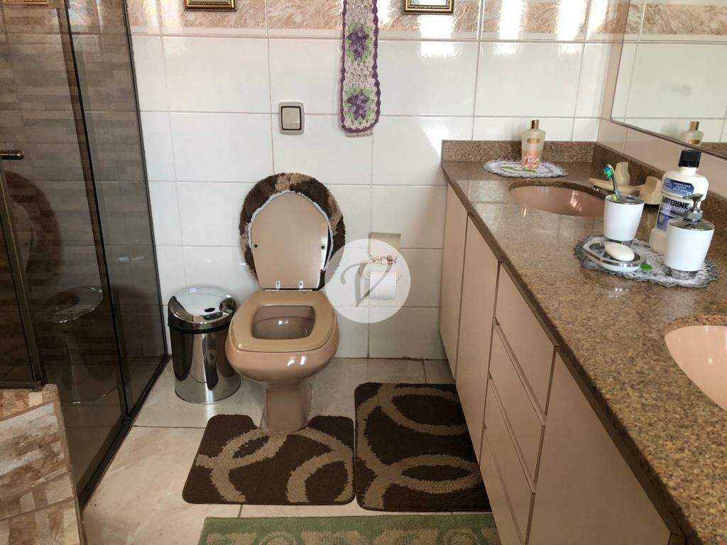 Sobrado à venda no Vila Gilda: 