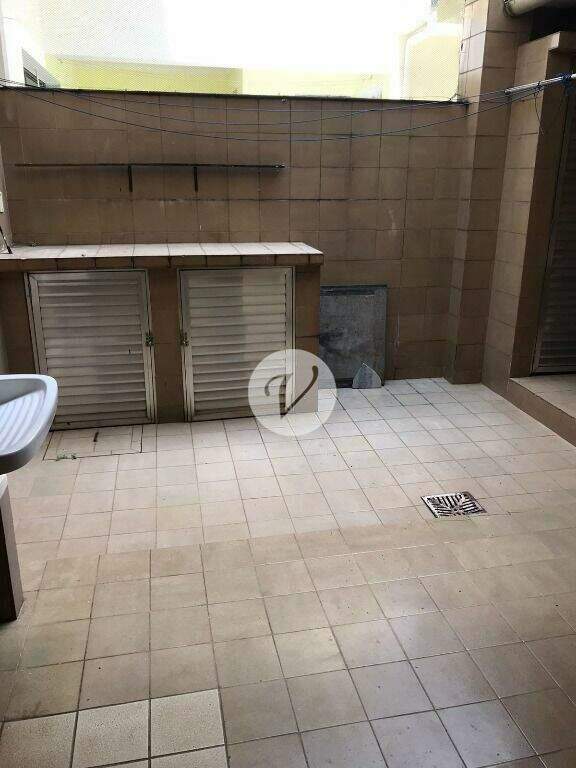 Sobrado à venda no Jardim: 