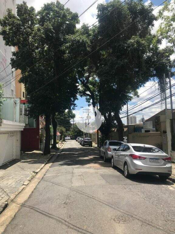 Sobrado à venda no Jardim: 