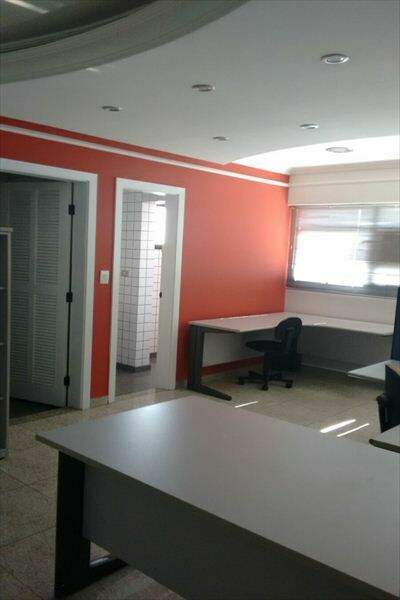 Sala para aluguel no Centro: 