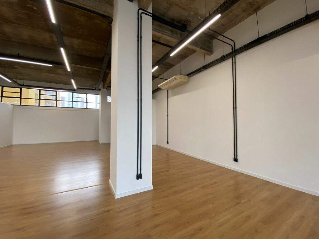 Sala à venda no Vila Bastos: 