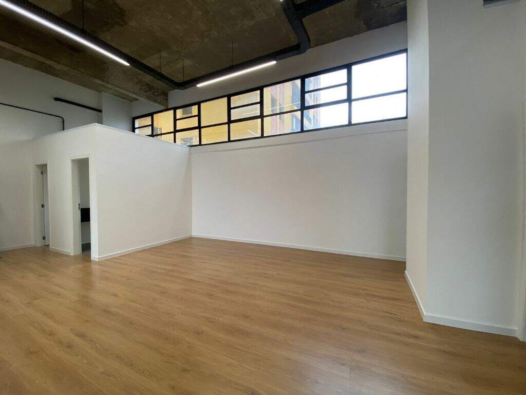 Sala à venda no Vila Bastos: 