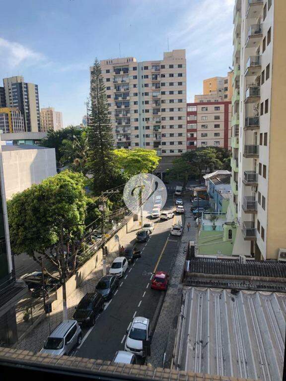 Sala à venda no Centro: 