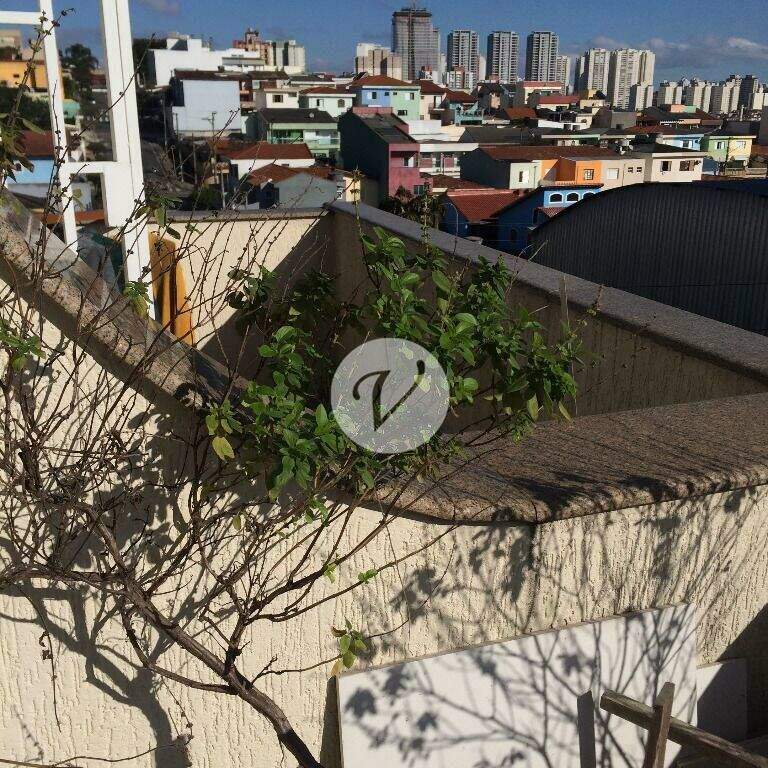 Sobrado à venda no Vila Scarpelli: 