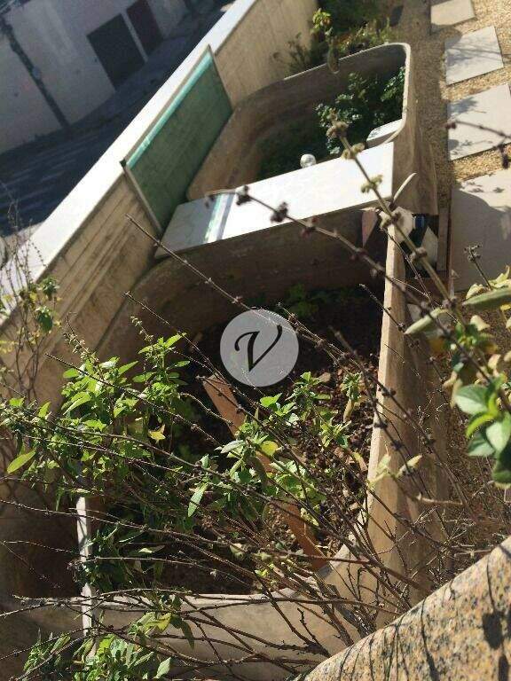 Sobrado à venda no Vila Scarpelli: 