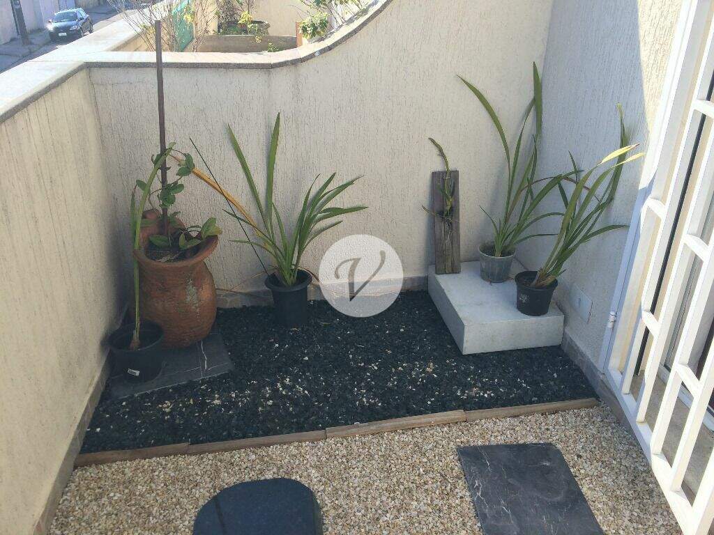 Sobrado à venda no Vila Scarpelli: 