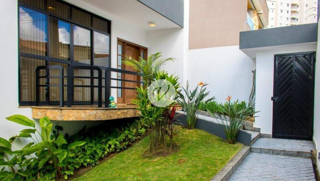 Sobrado à venda no Silveira: 