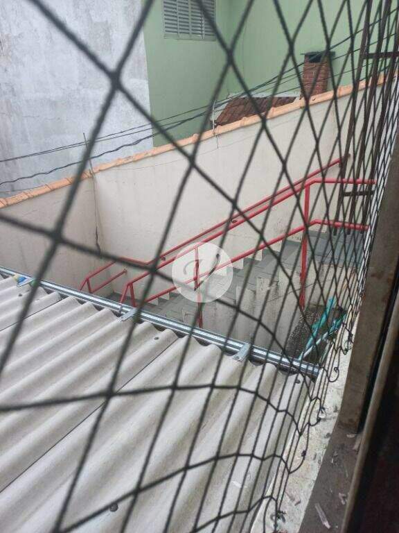 Sobrado à venda no Vila Eldízia: 