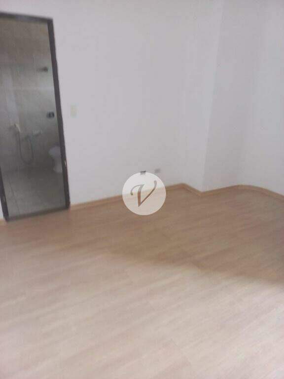 Sobrado à venda no Vila Eldízia: 