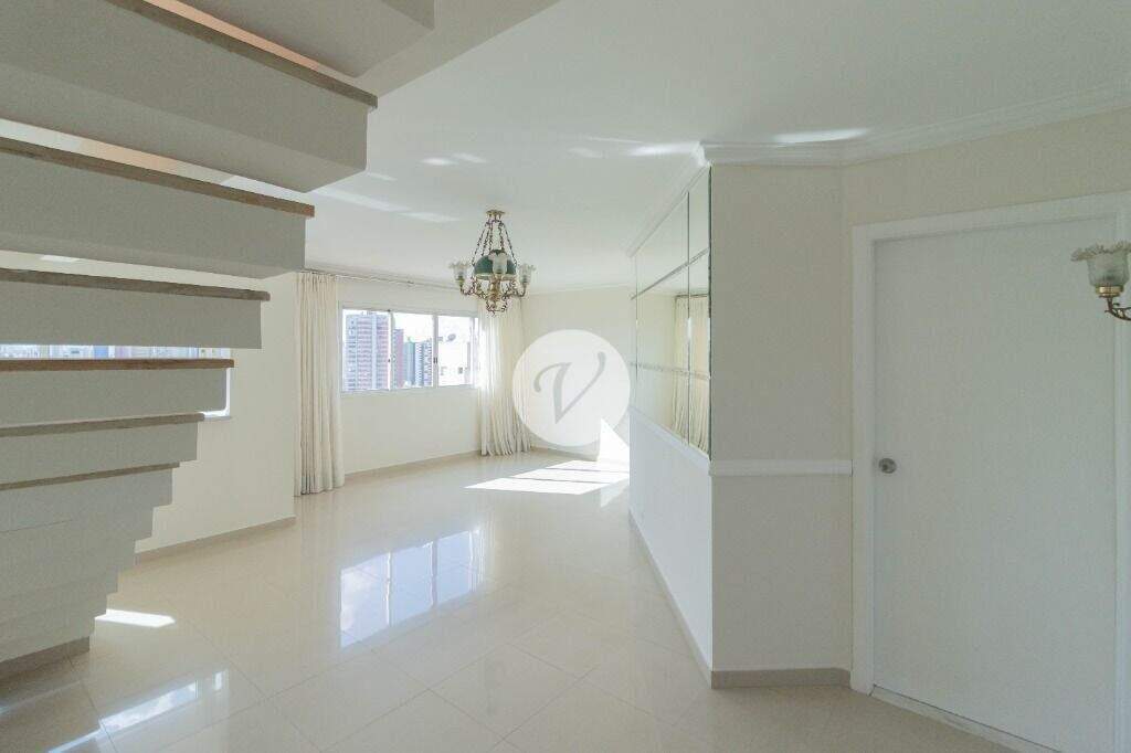 Apartamento Duplex à venda no Vila Guiomar: 