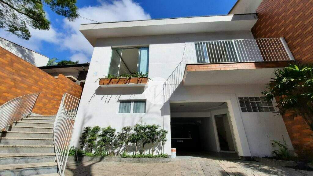 Casa à venda no Centro: 