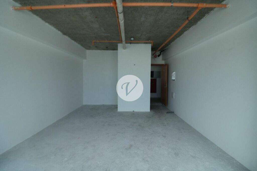 Sala à venda no Centro: 