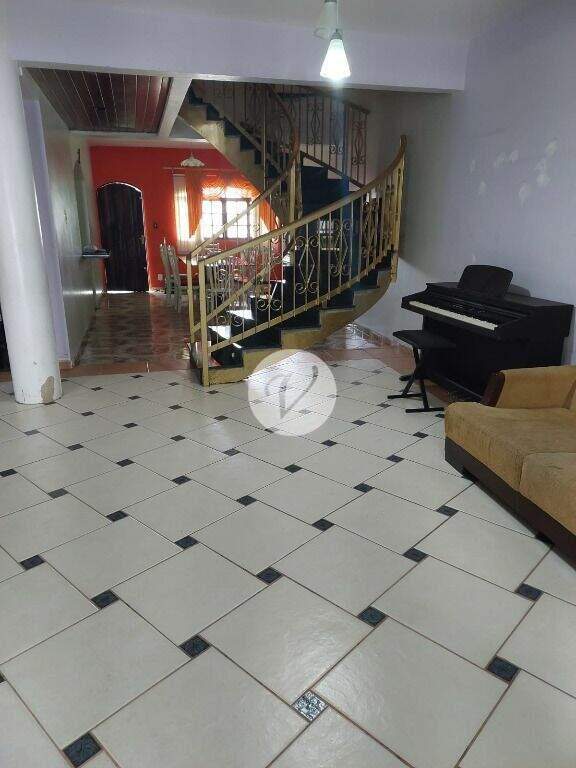 Sobrado à venda no Vila Vitória: 