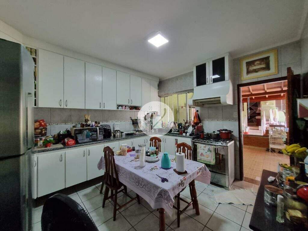 Casa à venda no Vila Humaitá: 