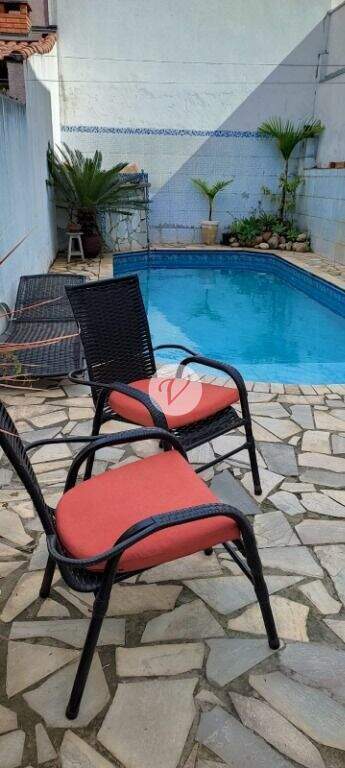 Sobrado à venda no Santa Maria: 