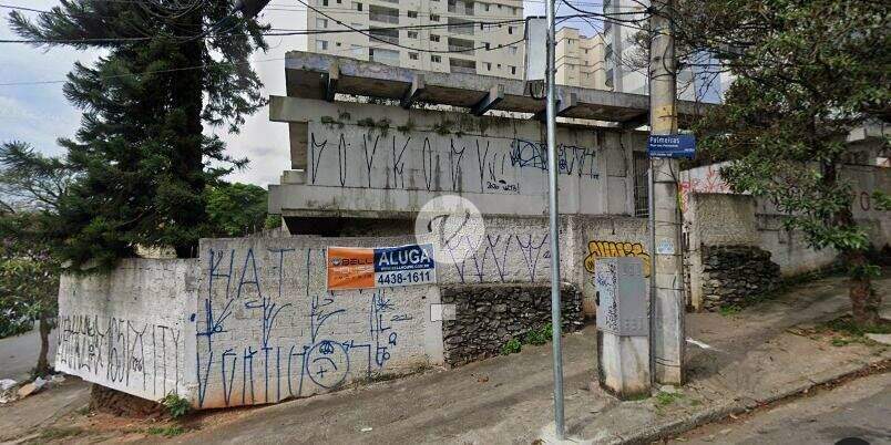 Sobrado à venda no Jardim: 