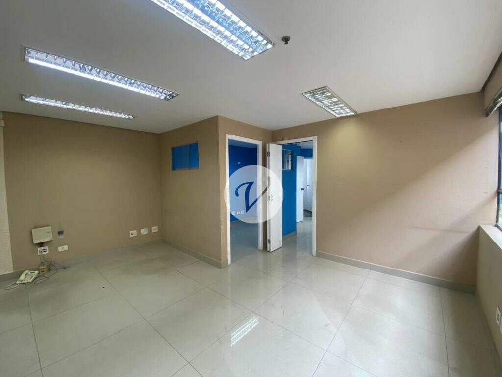 Sala à venda no Centro: 