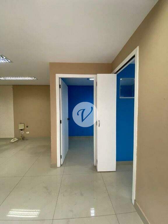 Sala à venda no Centro: 