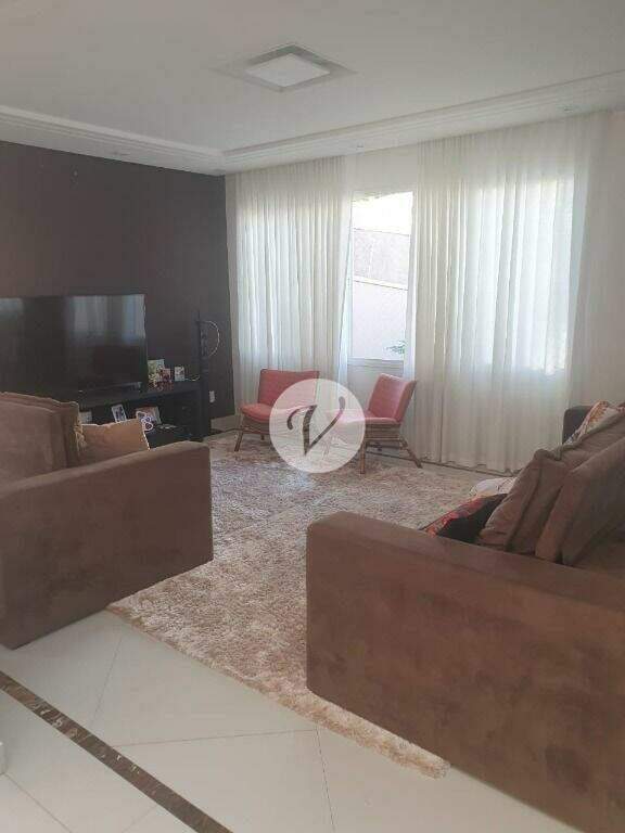 Sobrado à venda no Campestre: 