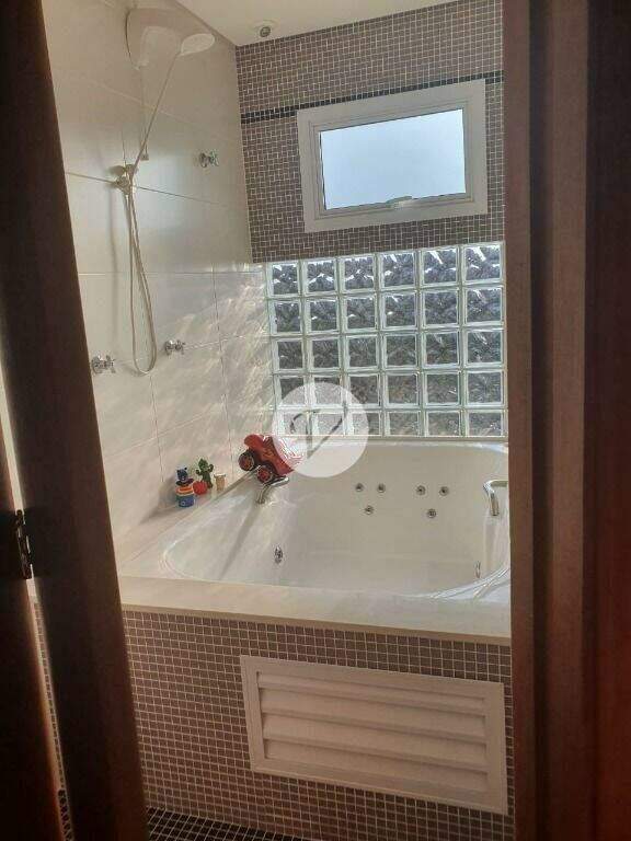 Sobrado à venda no Campestre: 